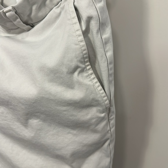 VineyardVines Shorts - Picture 3 of 6